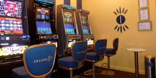 Proses pembelian tiket Lottery dan pemilihan nomor di platform atm4d