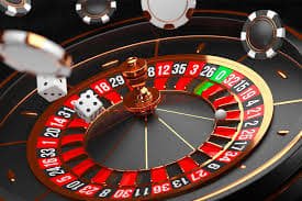 Dealer Three Card Poker di studio live atm4d dengan tiga kartu di meja